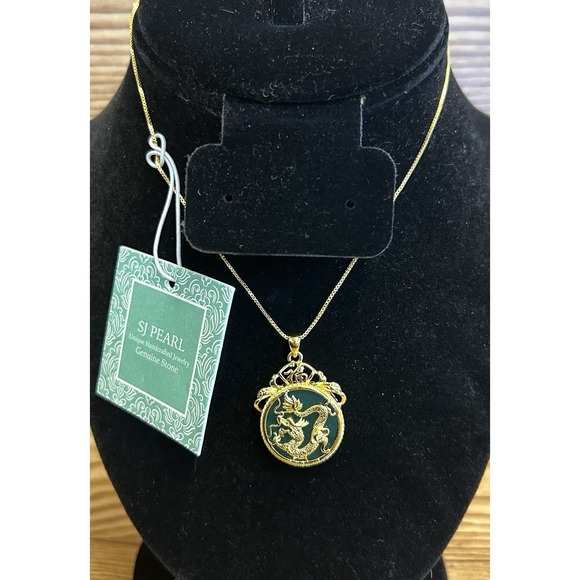 New Natural Green Jade Dragon Chinese Pendant Fengshui Healing Reiki Necklace - Picture 1 of 5